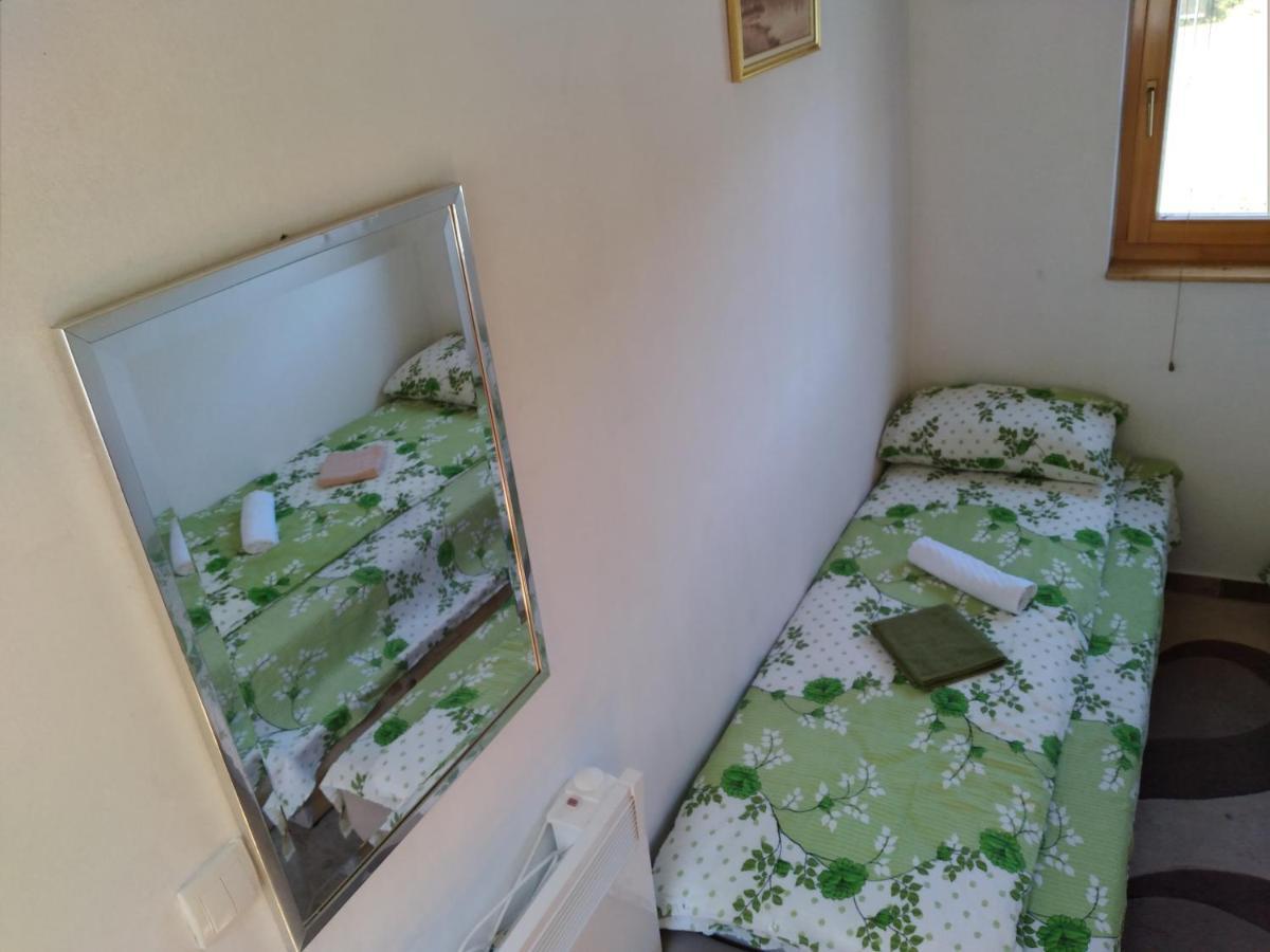 Vikendica Pored Drine Foca Handici Zewnętrze zdjęcie